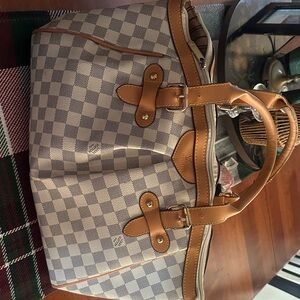 Stylish Checkered Handbag with Tan Accents